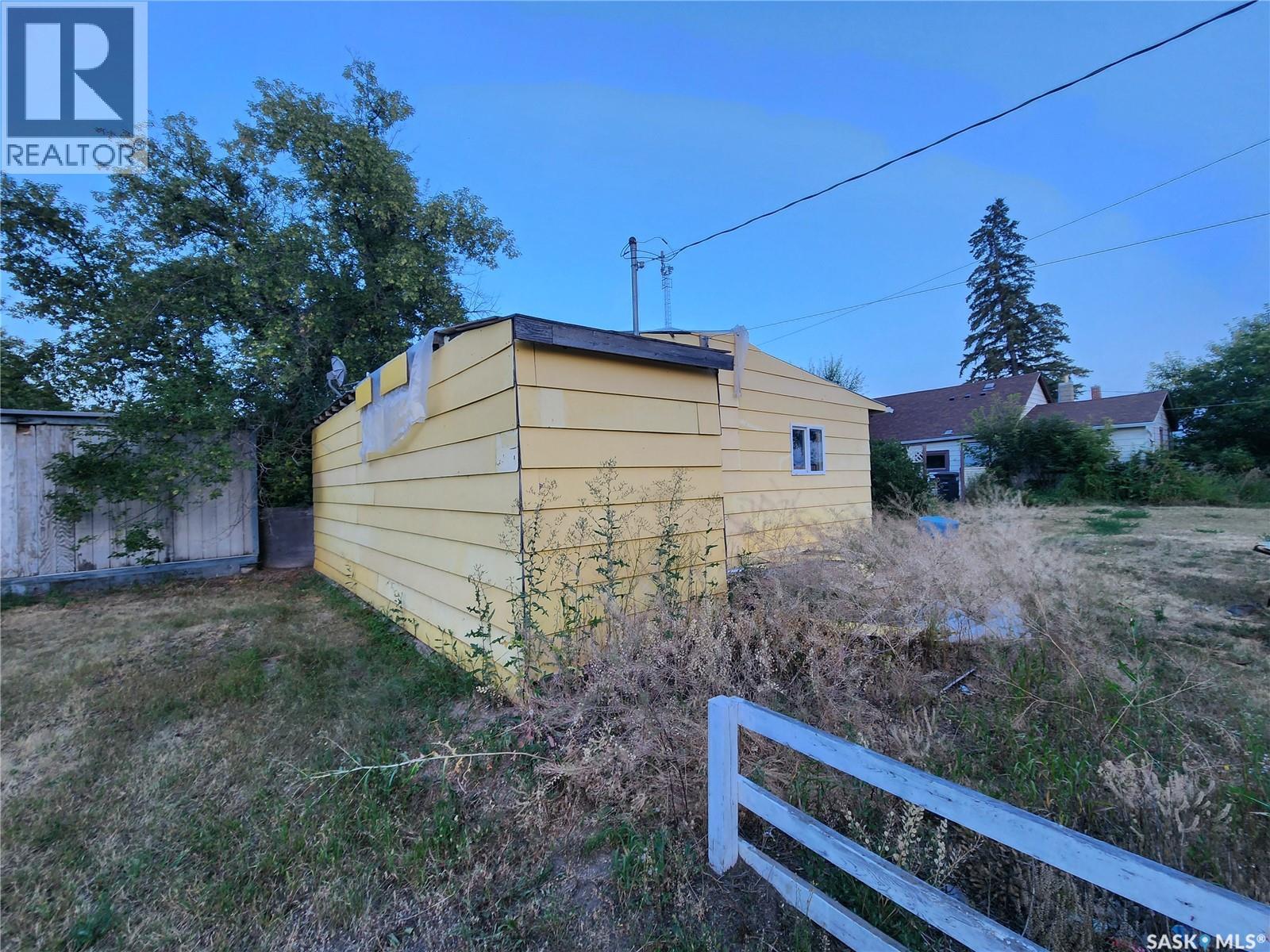 114 Rose Street, Mortlach, Saskatchewan  S0H 3E0 - Photo 6 - SK021460