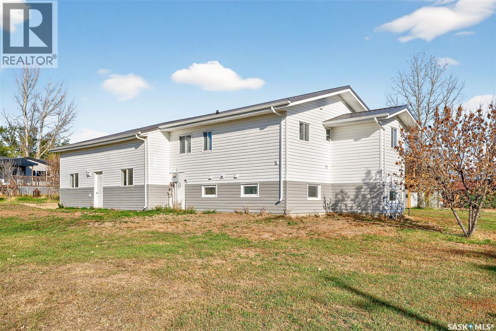 102 Victoria Street, Mortlach, Saskatchewan  S0H 3E0 - Photo 38 - SK021458
