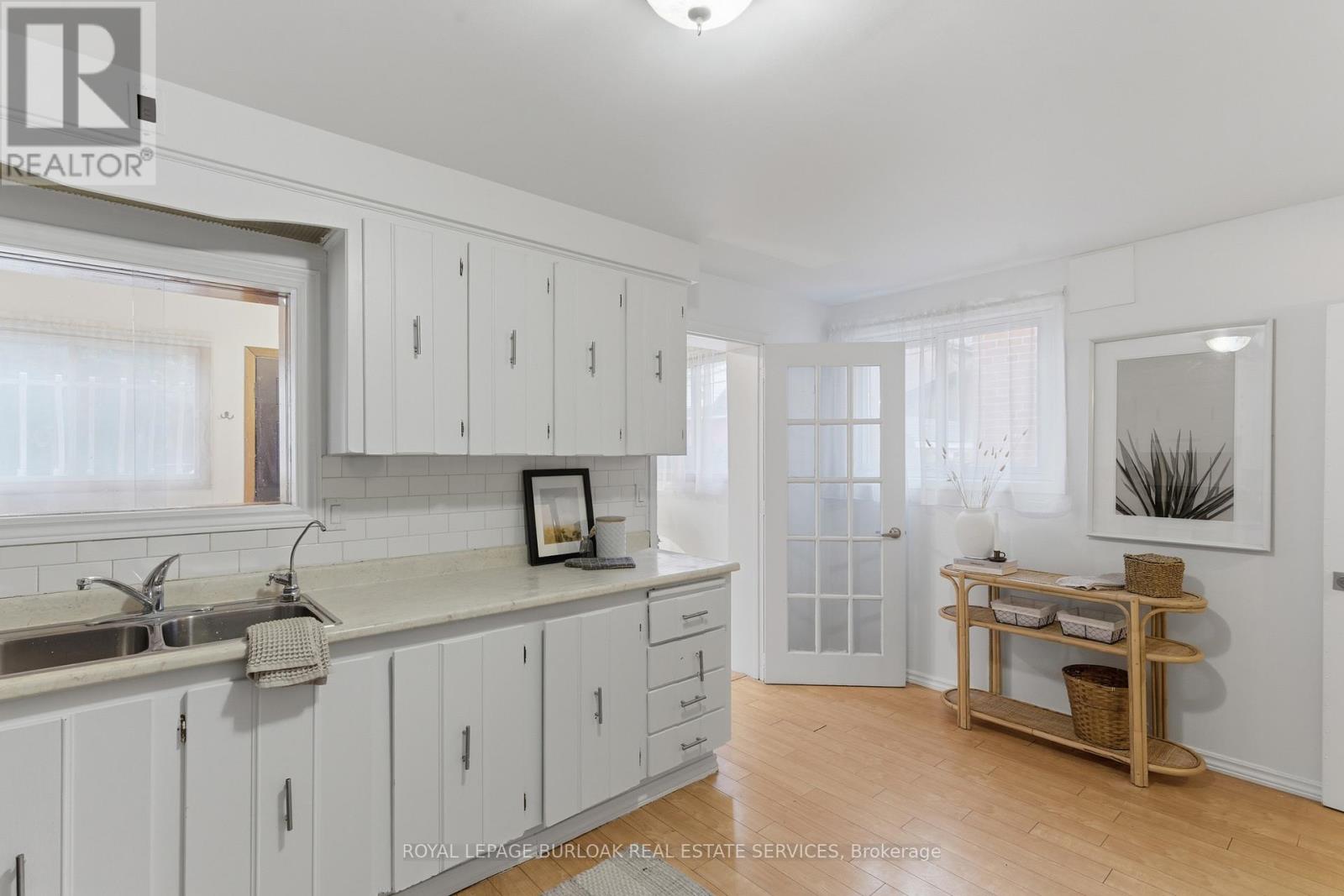 70 Rosemont Avenue, Hamilton, Ontario  L8L 2M5 - Photo 10 - X12478690