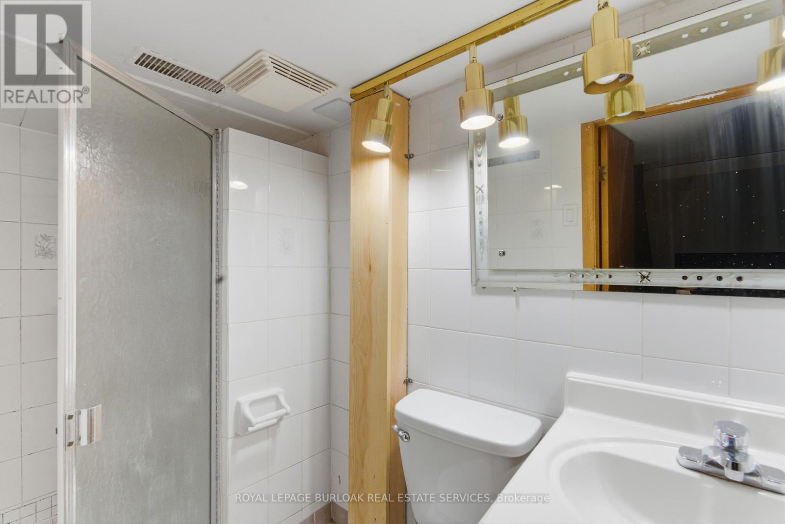 70 Rosemont Avenue, Hamilton, Ontario  L8L 2M5 - Photo 26 - X12478690