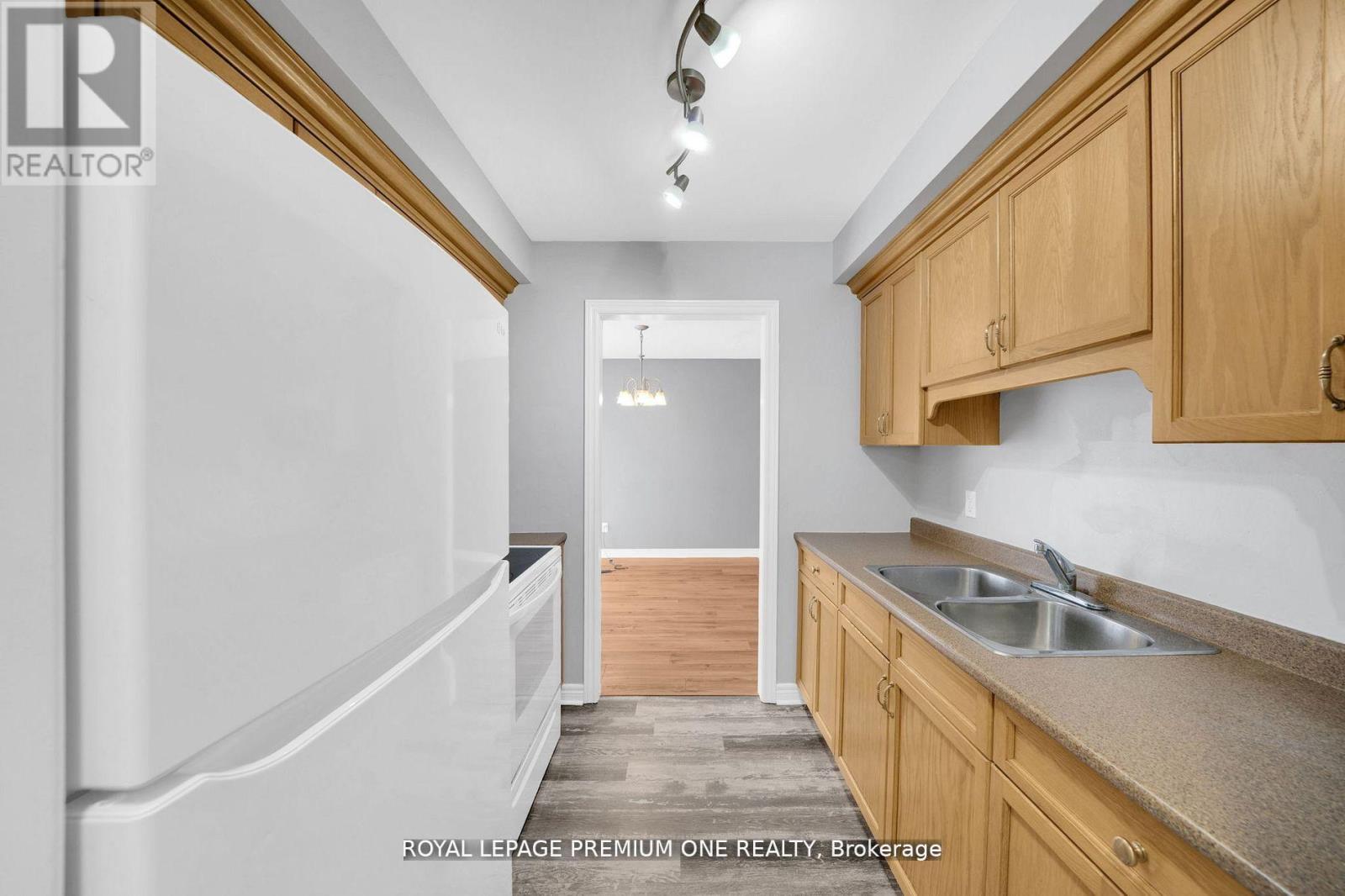 269 Berry Street, Shelburne, Ontario  L9V 3C9 - Photo 13 - X12478711
