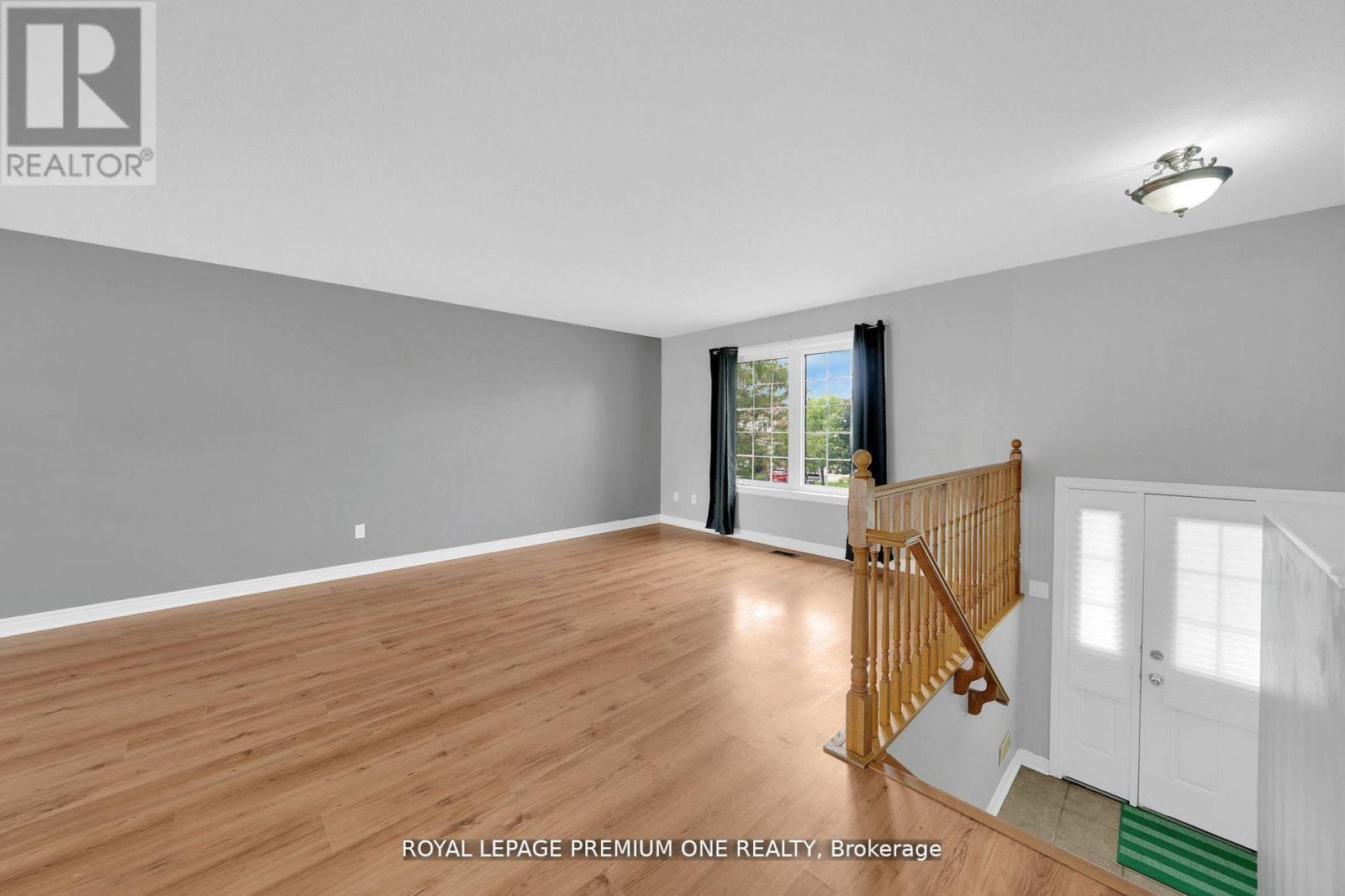 269 Berry Street, Shelburne, Ontario  L9V 3C9 - Photo 5 - X12478711