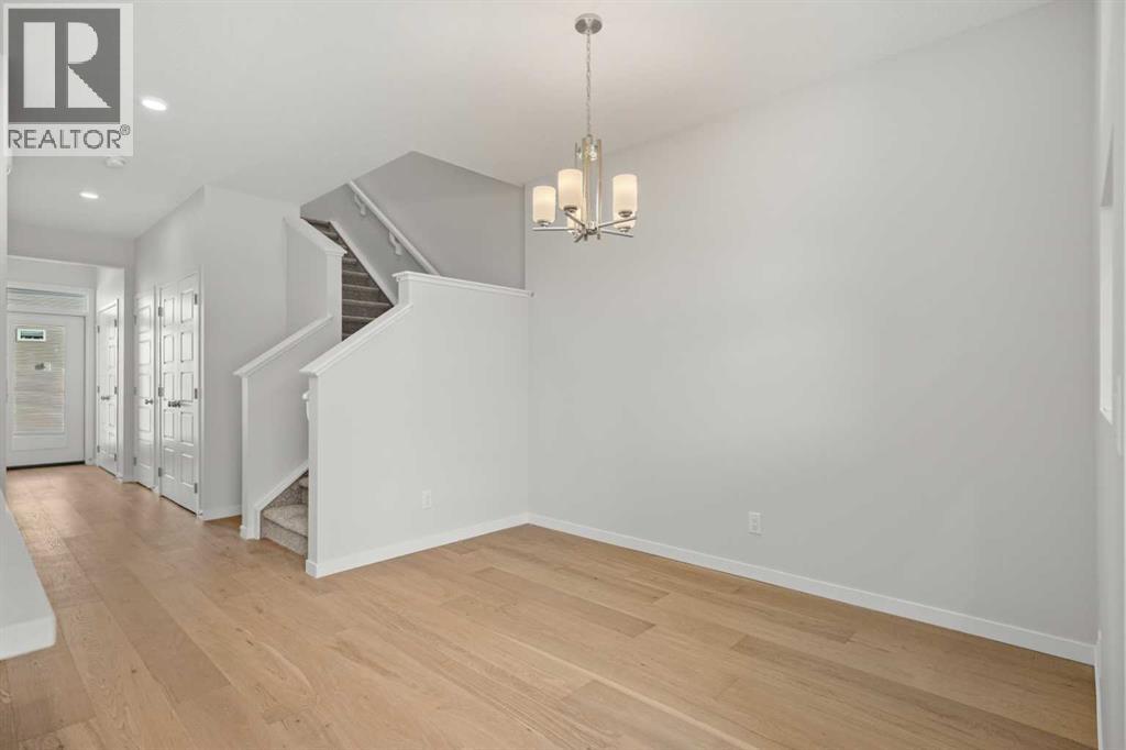 80 Carringvue Place Nw, Calgary, Alberta  T3P 2M1 - Photo 7 - A2265969