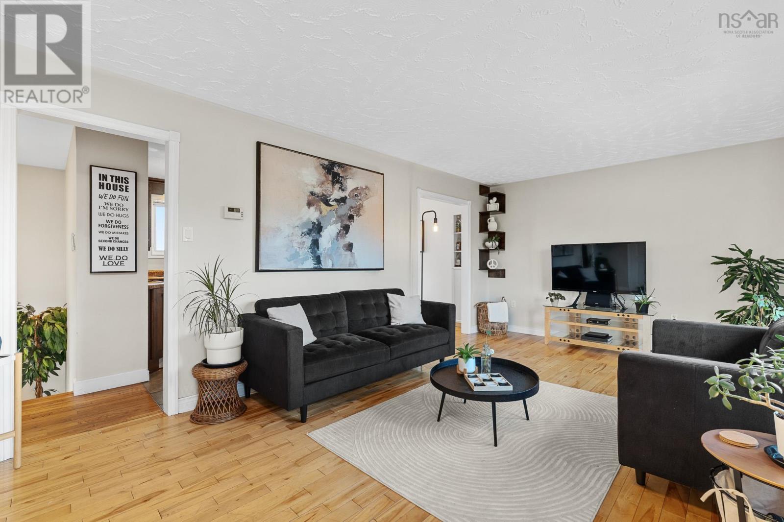 30 Sirius Crescent, Dartmouth, Nova Scotia  B2W 4L5 - Photo 3 - 202526435