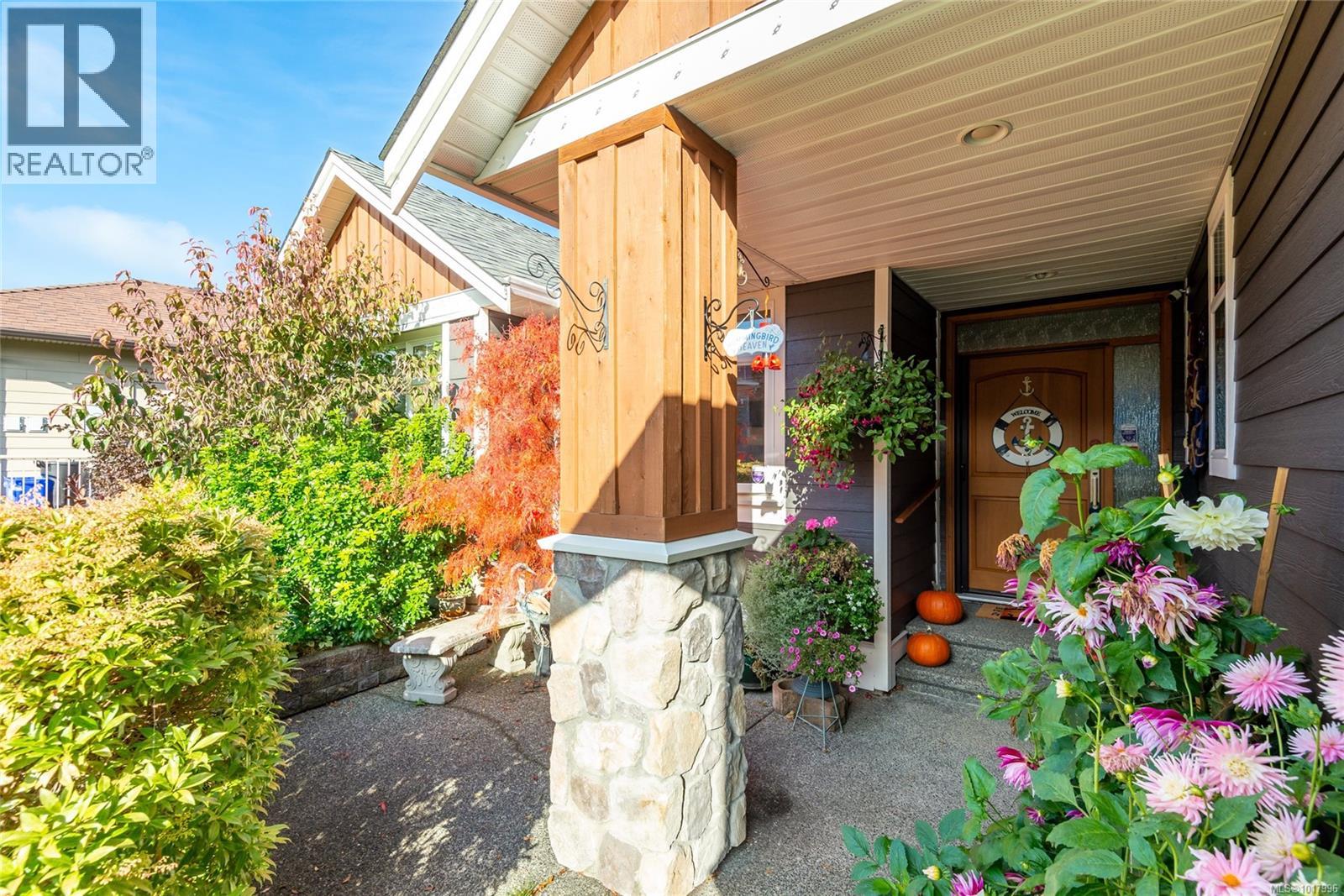 660 Mariner Dr, Campbell River, British Columbia  V9H 1V9 - Photo 2 - 1017996