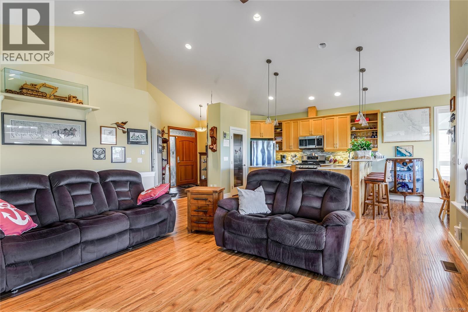 660 Mariner Dr, Campbell River, British Columbia  V9H 1V9 - Photo 8 - 1017996