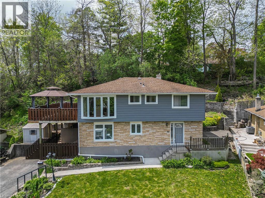 22 Dundonald Road, Cambridge, Ontario  N1S 3H3 - Photo 1 - 40780994