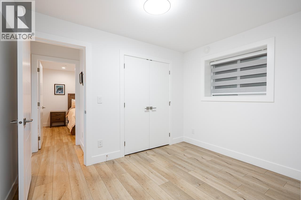 26 Holdom Avenue, Burnaby, British Columbia  V5B 3T7 - Photo 31 - R3061328