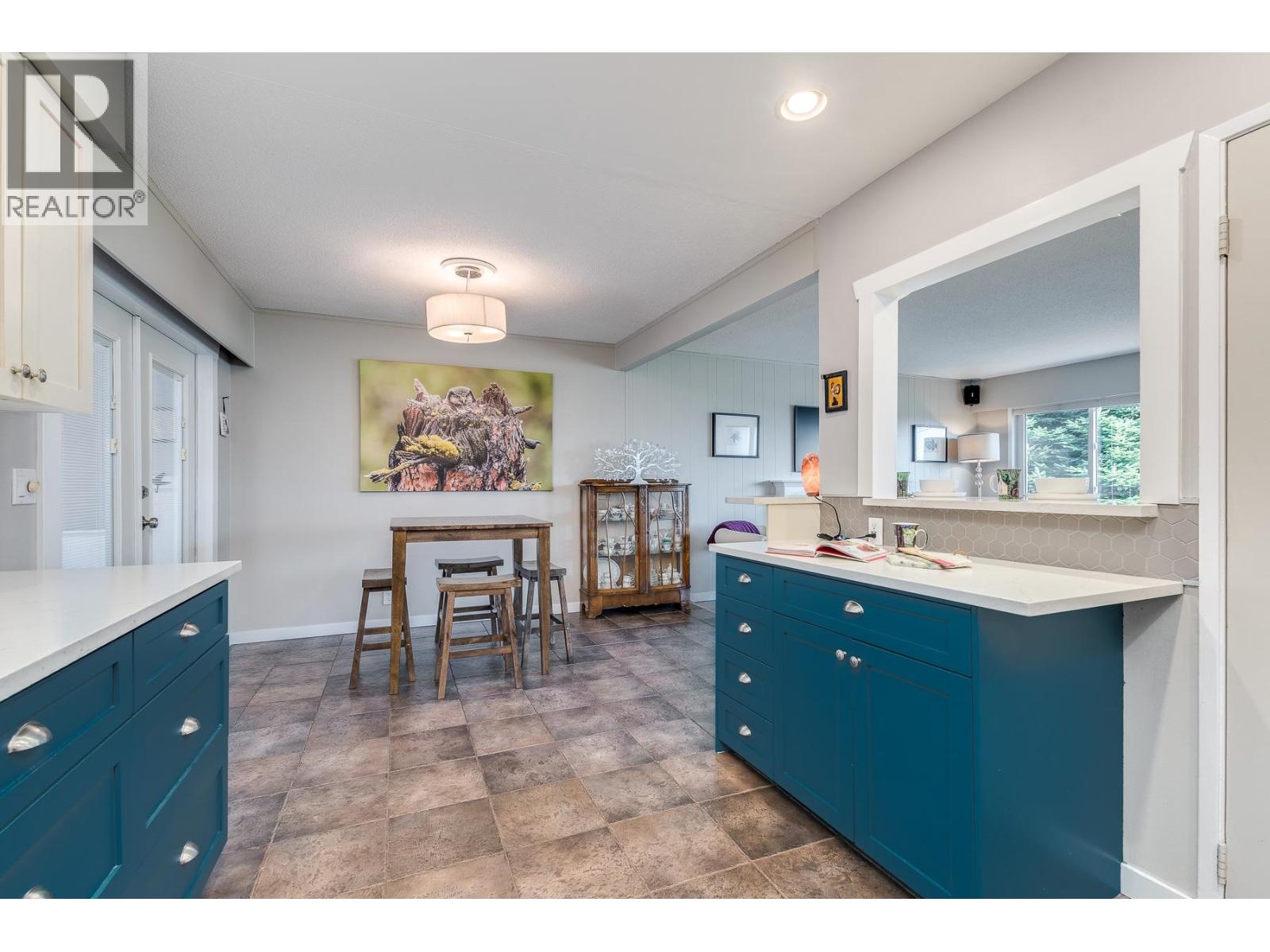 2116 Audrey Drive, Port Coquitlam, British Columbia  V3C 1H1 - Photo 10 - R3061336