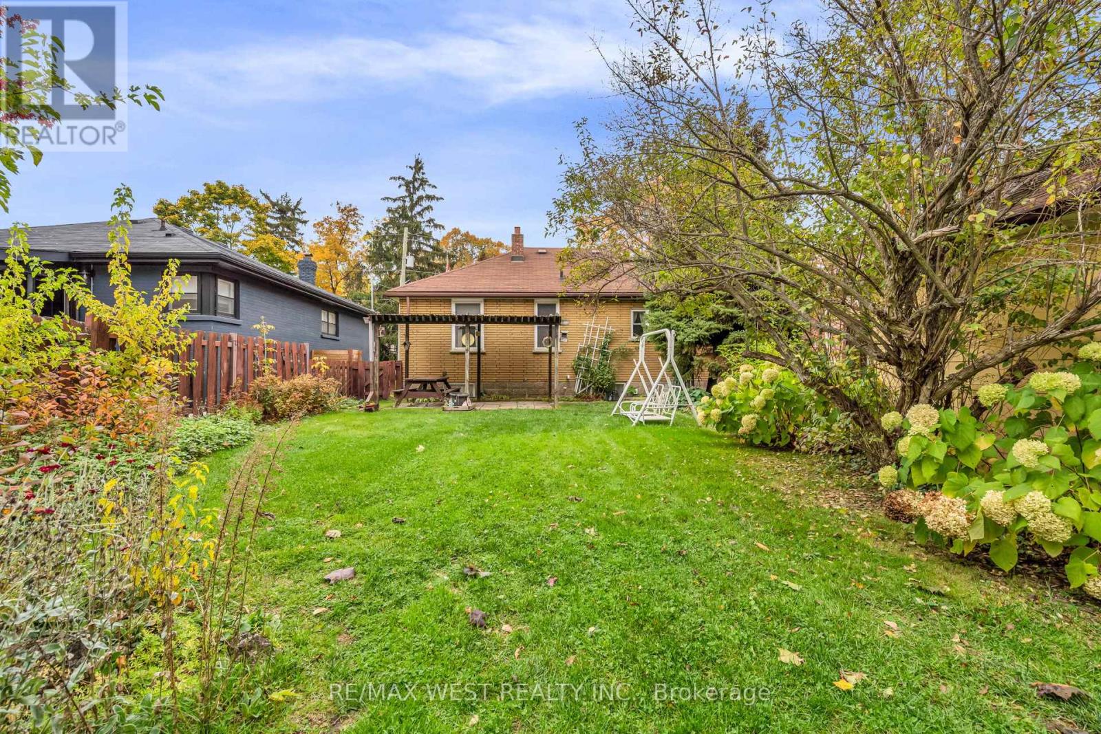 90 Napier Street, Vaughan (Kleinburg), Ontario  L0J 1C0 - Photo 44 - N12474919