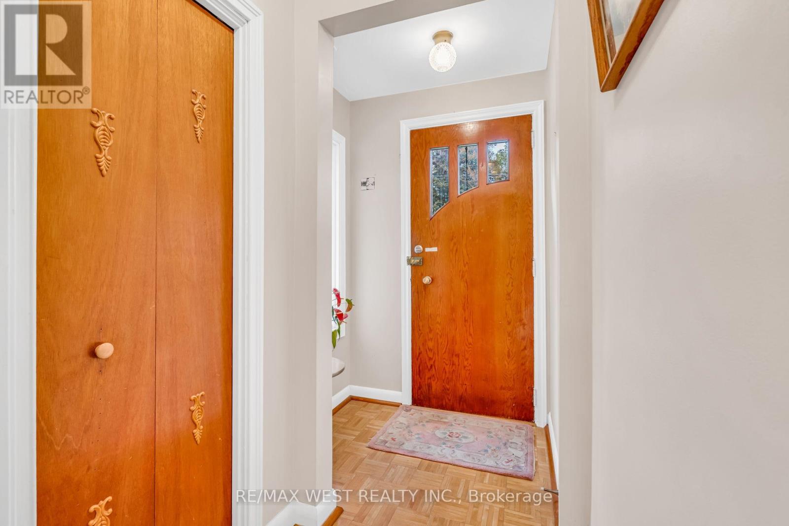 90 Napier Street, Vaughan (Kleinburg), Ontario  L0J 1C0 - Photo 4 - N12474919