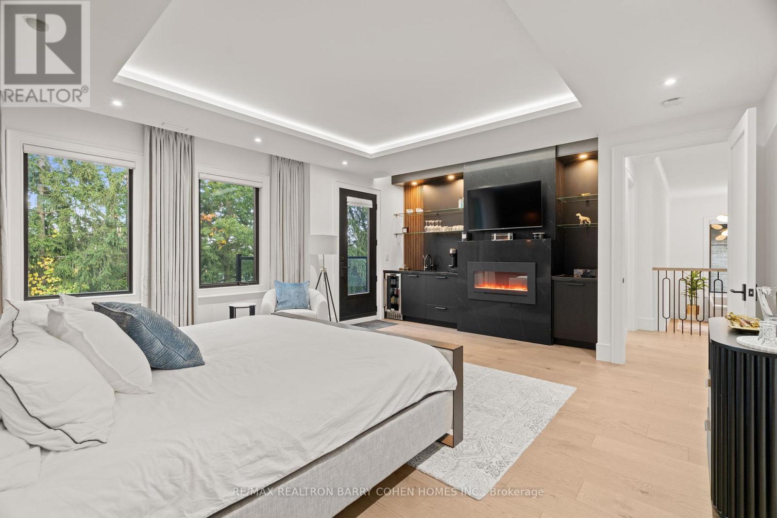 165 Leacrest Road, Toronto, Ontario  M4G 1E7 - Photo 20 - C12478724