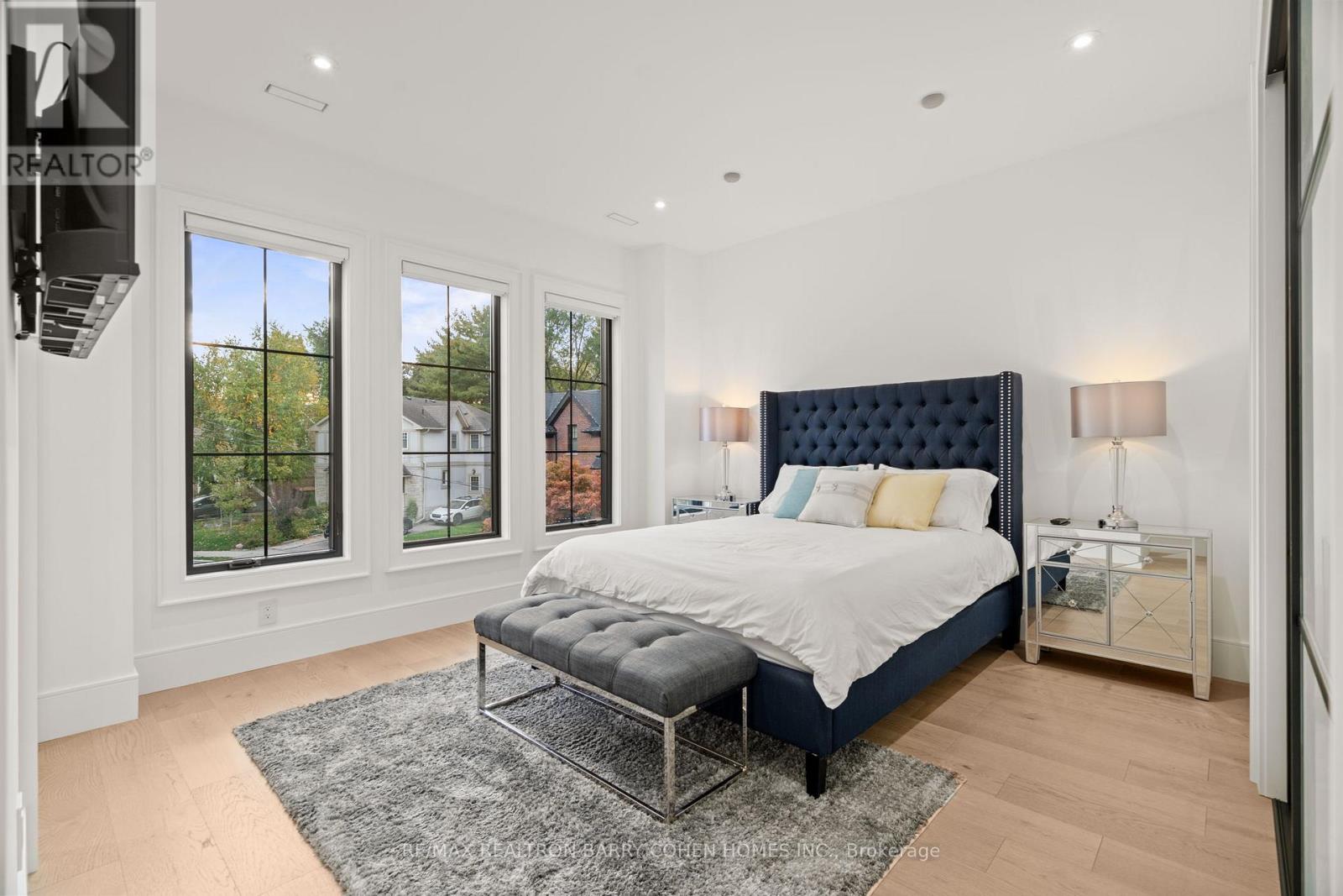 165 Leacrest Road, Toronto, Ontario  M4G 1E7 - Photo 26 - C12478724