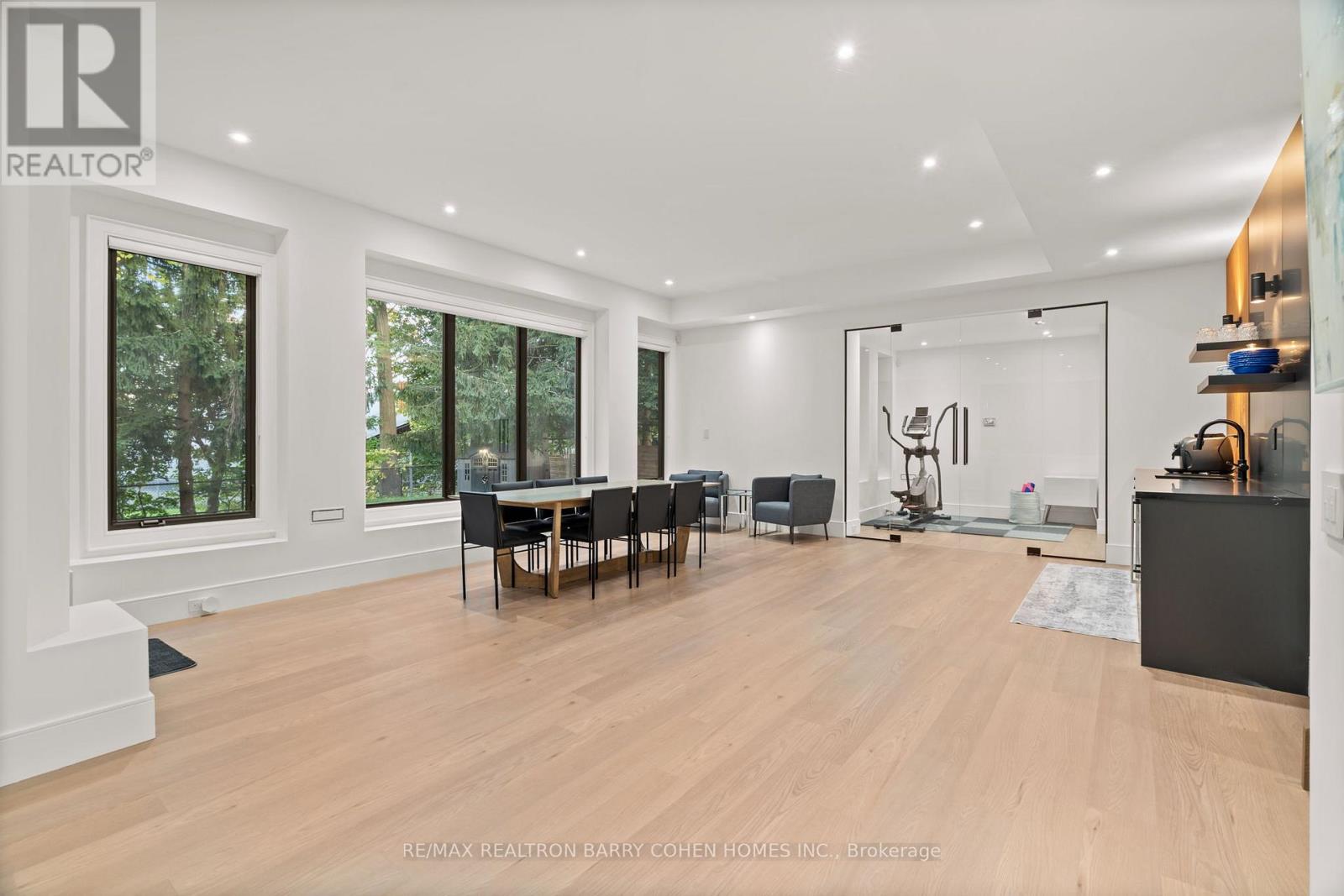 165 Leacrest Road, Toronto, Ontario  M4G 1E7 - Photo 33 - C12478724