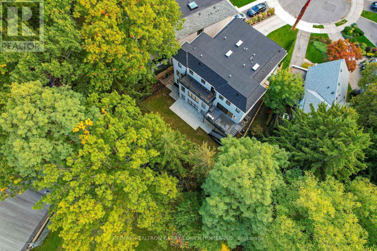 165 Leacrest Road, Toronto, Ontario  M4G 1E7 - Photo 46 - C12478724
