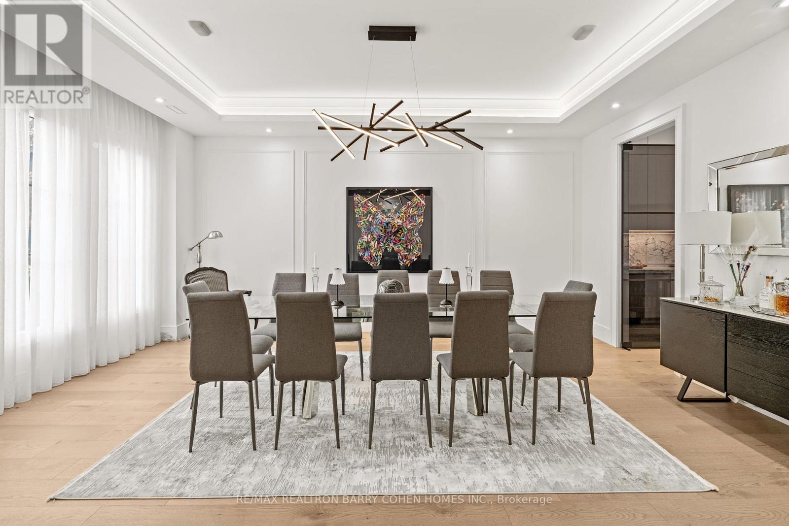 165 Leacrest Road, Toronto, Ontario  M4G 1E7 - Photo 6 - C12478724
