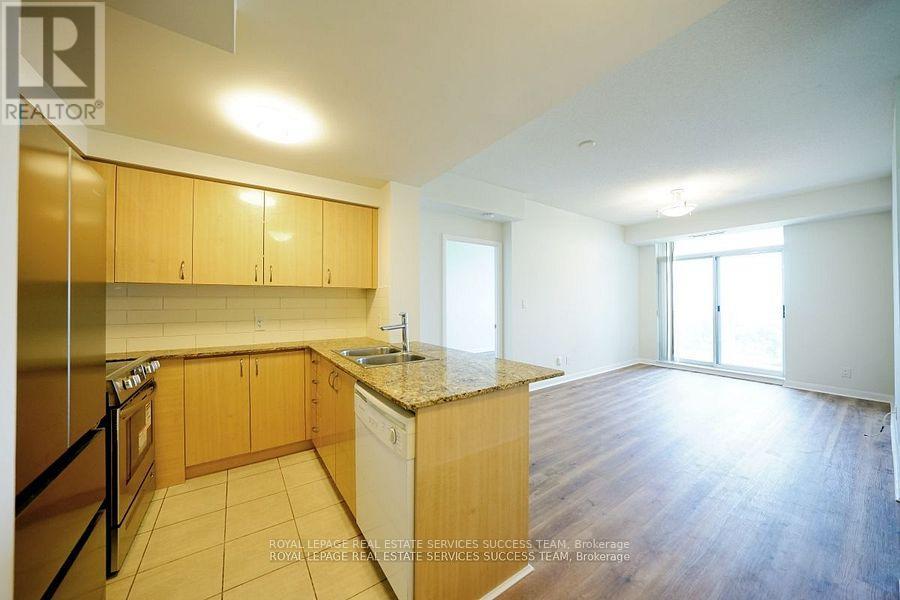 2303 - 5793 Yonge Street, Toronto, Ontario  M2M 0A9 - Photo 13 - C12478727