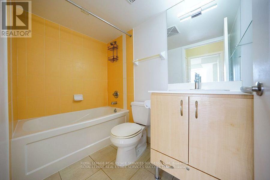 2303 - 5793 Yonge Street, Toronto, Ontario  M2M 0A9 - Photo 18 - C12478727