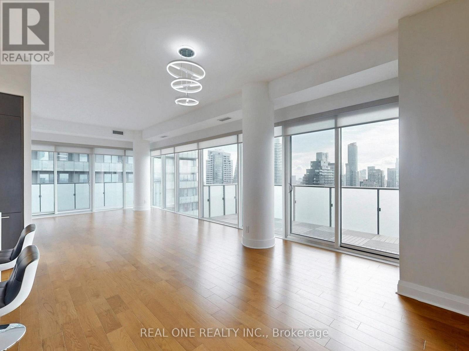 3901 - 65 St. Mary Street, Toronto, Ontario  M5S 0A6 - Photo 3 - C12478745