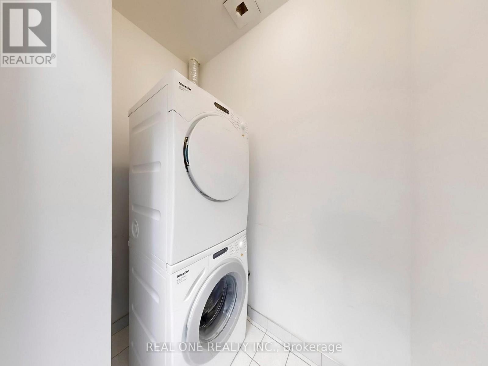 3901 - 65 St. Mary Street, Toronto, Ontario  M5S 0A6 - Photo 31 - C12478745