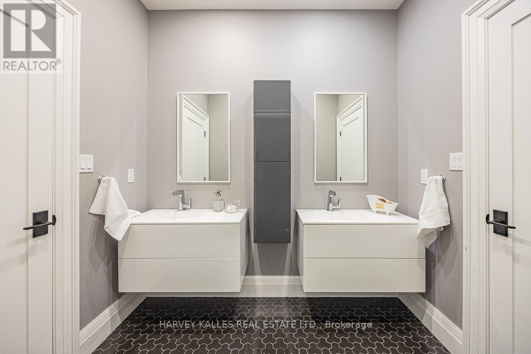 85 Chaplin Crescent, Toronto, Ontario  M5P 1A4 - Photo 25 - C12478746