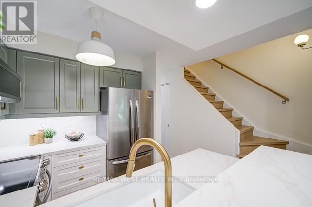 #12 B - 801 King Street W, Toronto, Ontario  M5V 3C9 - Photo 12 - C12478793