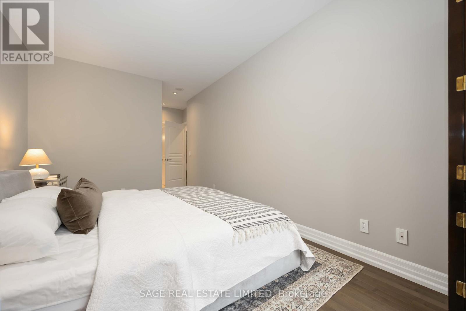 212 - 20 Burkebrook Place, Toronto, Ontario  M4G 0A1 - Photo 28 - C12478809