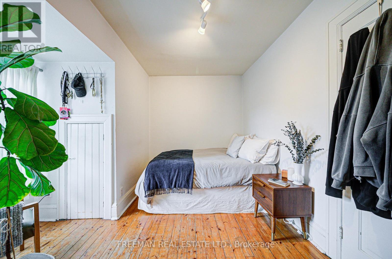 246 Euclid Avenue, Toronto, Ontario  M6J 2K2 - Photo 15 - C12478810