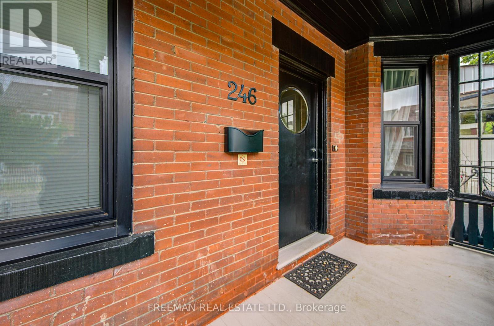 246 Euclid Avenue, Toronto, Ontario  M6J 2K2 - Photo 3 - C12478810