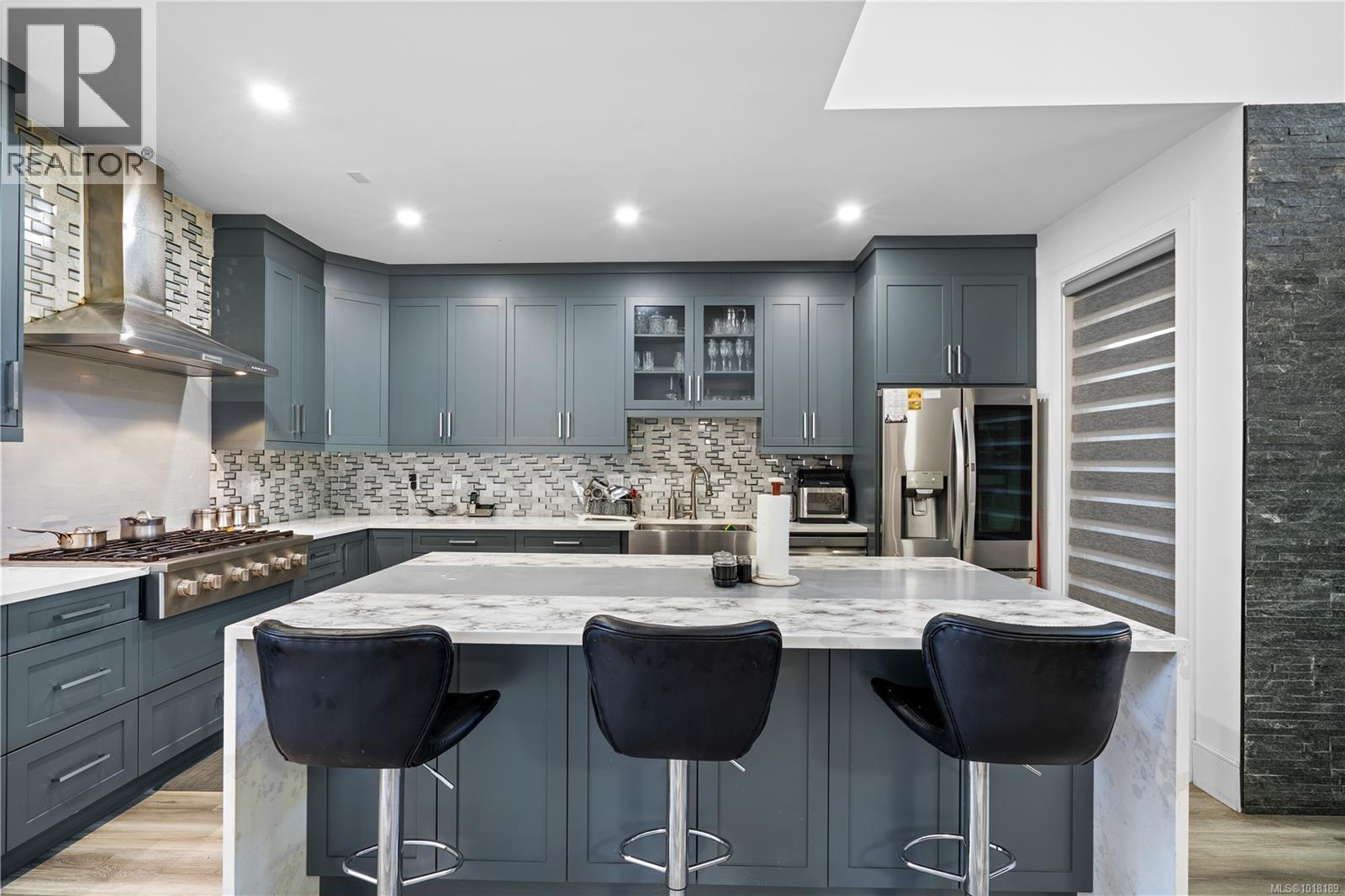 146 Cadillac Ave, Saanich, British Columbia  V8Z 1T6 - Photo 17 - 1018189