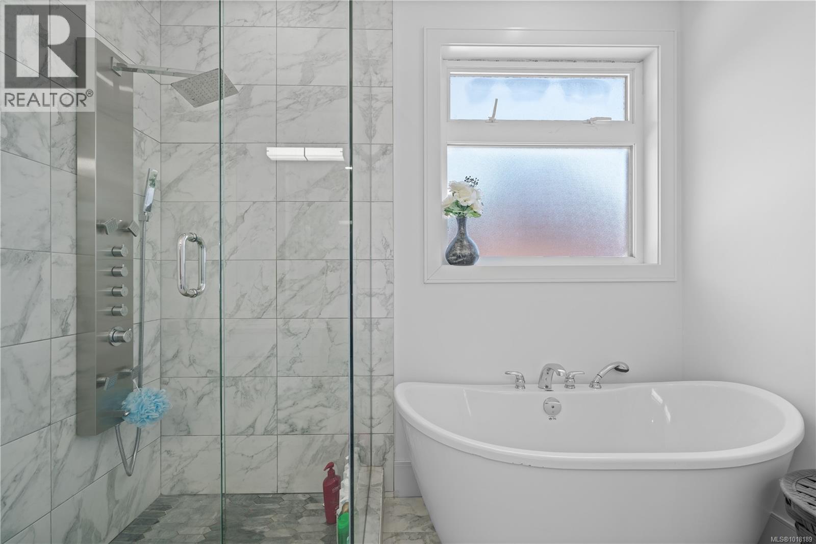 146 Cadillac Ave, Saanich, British Columbia  V8Z 1T6 - Photo 29 - 1018189