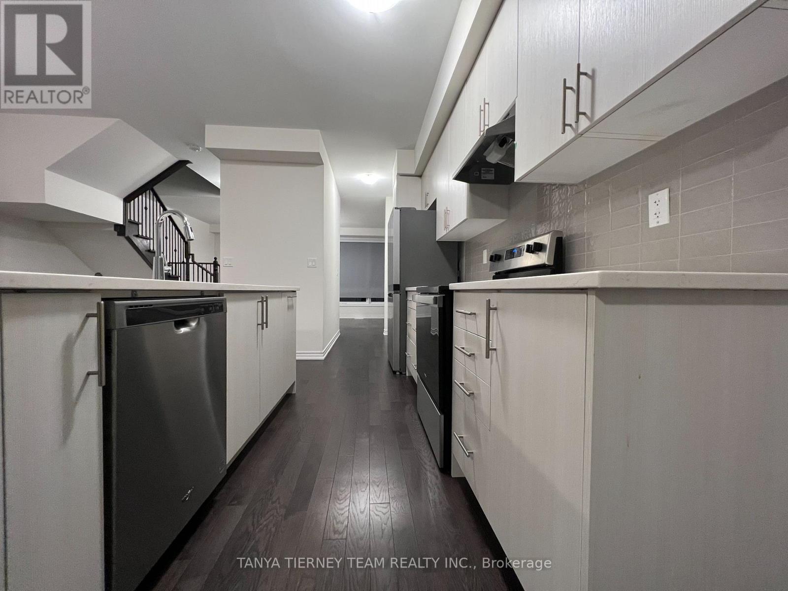 288 Carnwith Drive E, Whitby, Ontario  L1M 2L6 - Photo 13 - E12478721