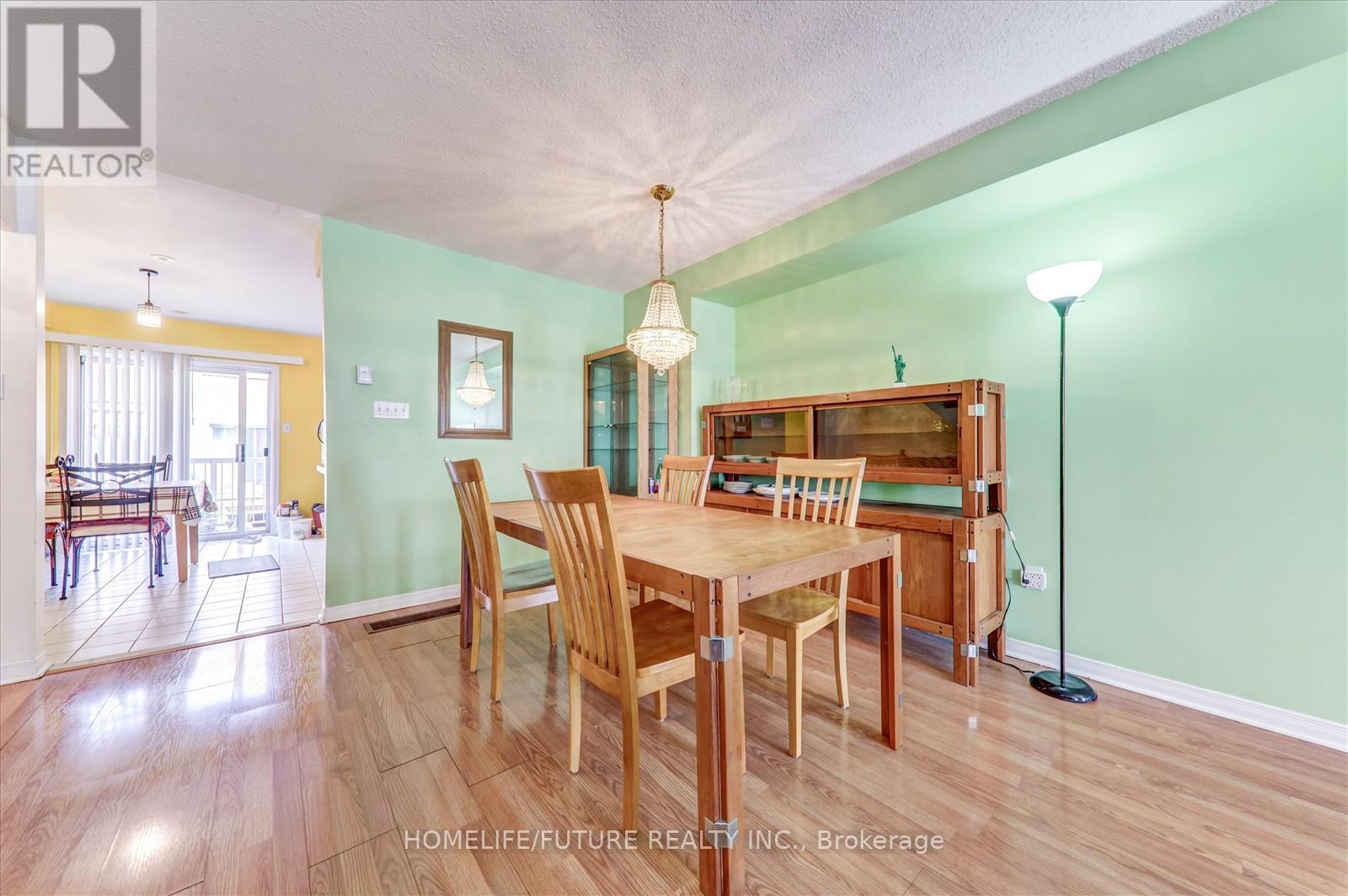 6 Guillet Street, Toronto, Ontario  M4B 3N8 - Photo 11 - E12478782