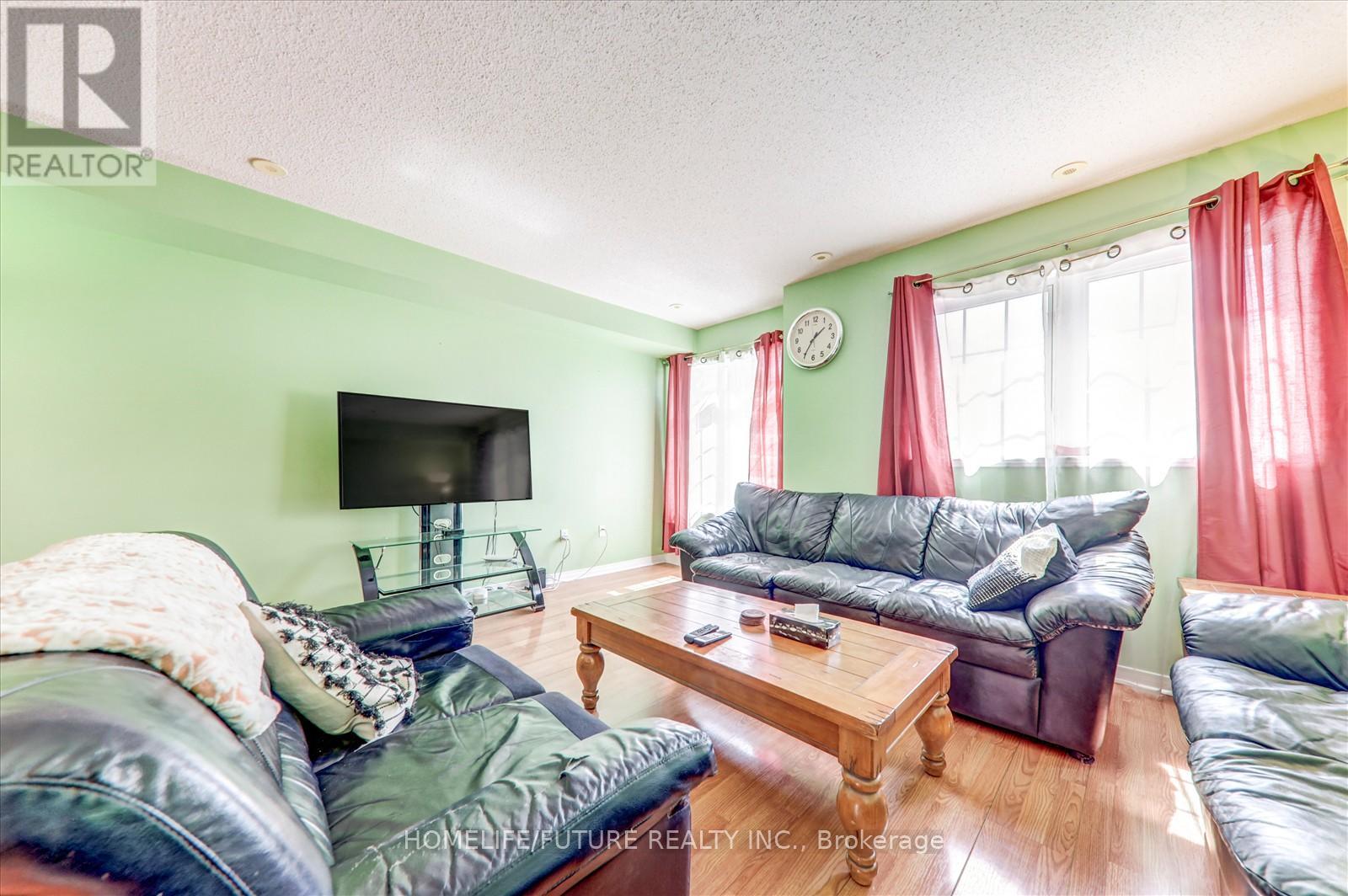 6 Guillet Street, Toronto, Ontario  M4B 3N8 - Photo 15 - E12478782