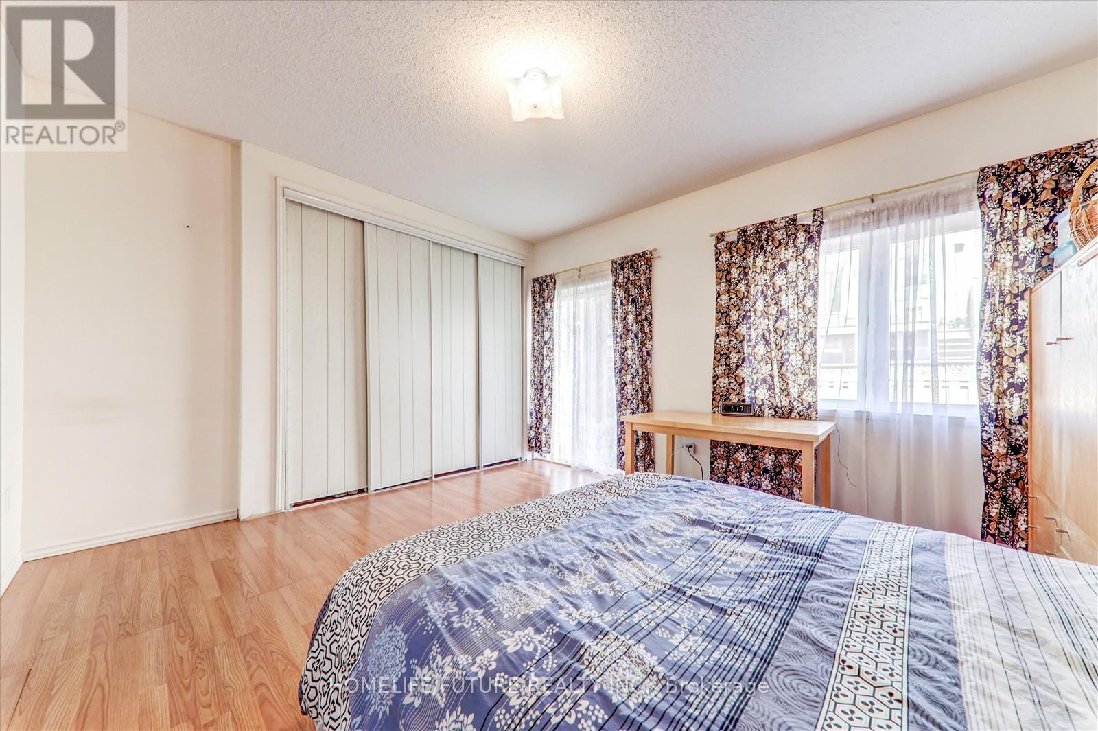 6 Guillet Street, Toronto, Ontario  M4B 3N8 - Photo 8 - E12478782