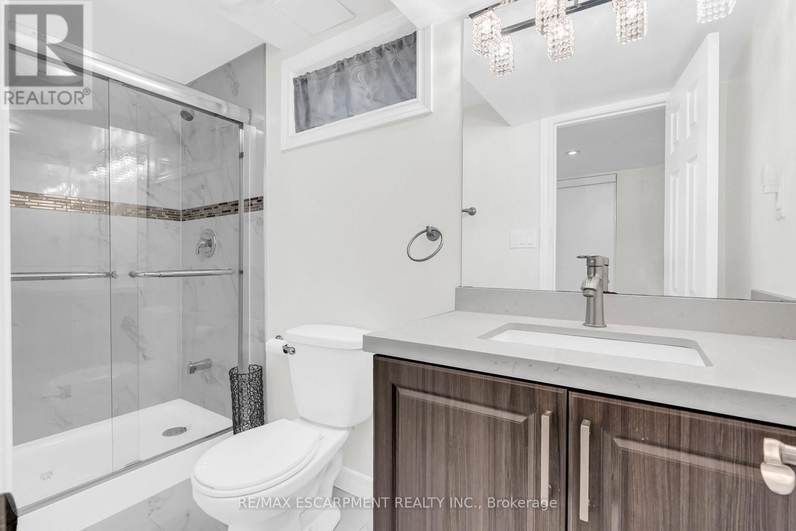 12 Chopin Court, Whitby, Ontario  L1N 6C5 - Photo 32 - E12478806