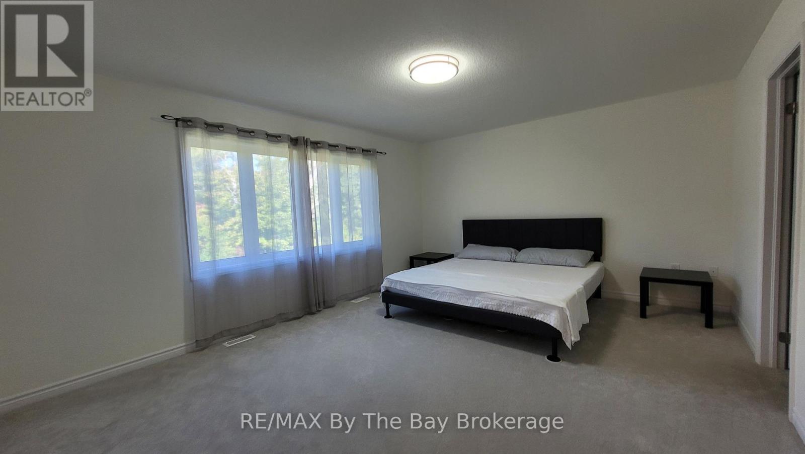 172 Rosanne Circle, Wasaga Beach, Ontario  L9Z 0N1 - Photo 10 - S12478851