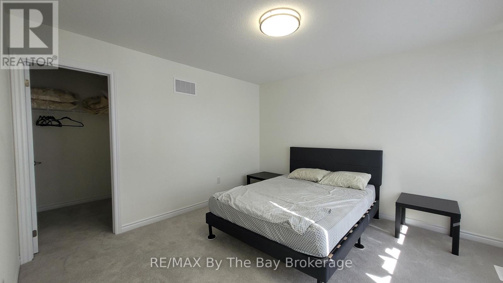 172 Rosanne Circle, Wasaga Beach, Ontario  L9Z 0N1 - Photo 11 - S12478851