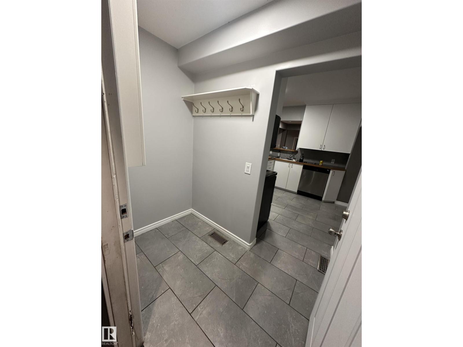 12330 85 St Nw, Edmonton, Alberta  T5B 3G9 - Photo 6 - E4458613