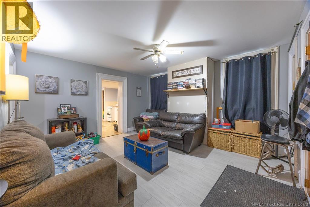 15 Victoria West Street, Saint John, New Brunswick  E2M 1A7 - Photo 6 - NB129039
