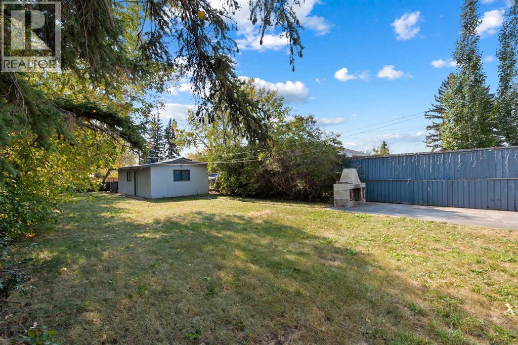 433 1 Avenue Ne, Airdrie, Alberta  T4B 1R3 - Photo 2 - A2260229