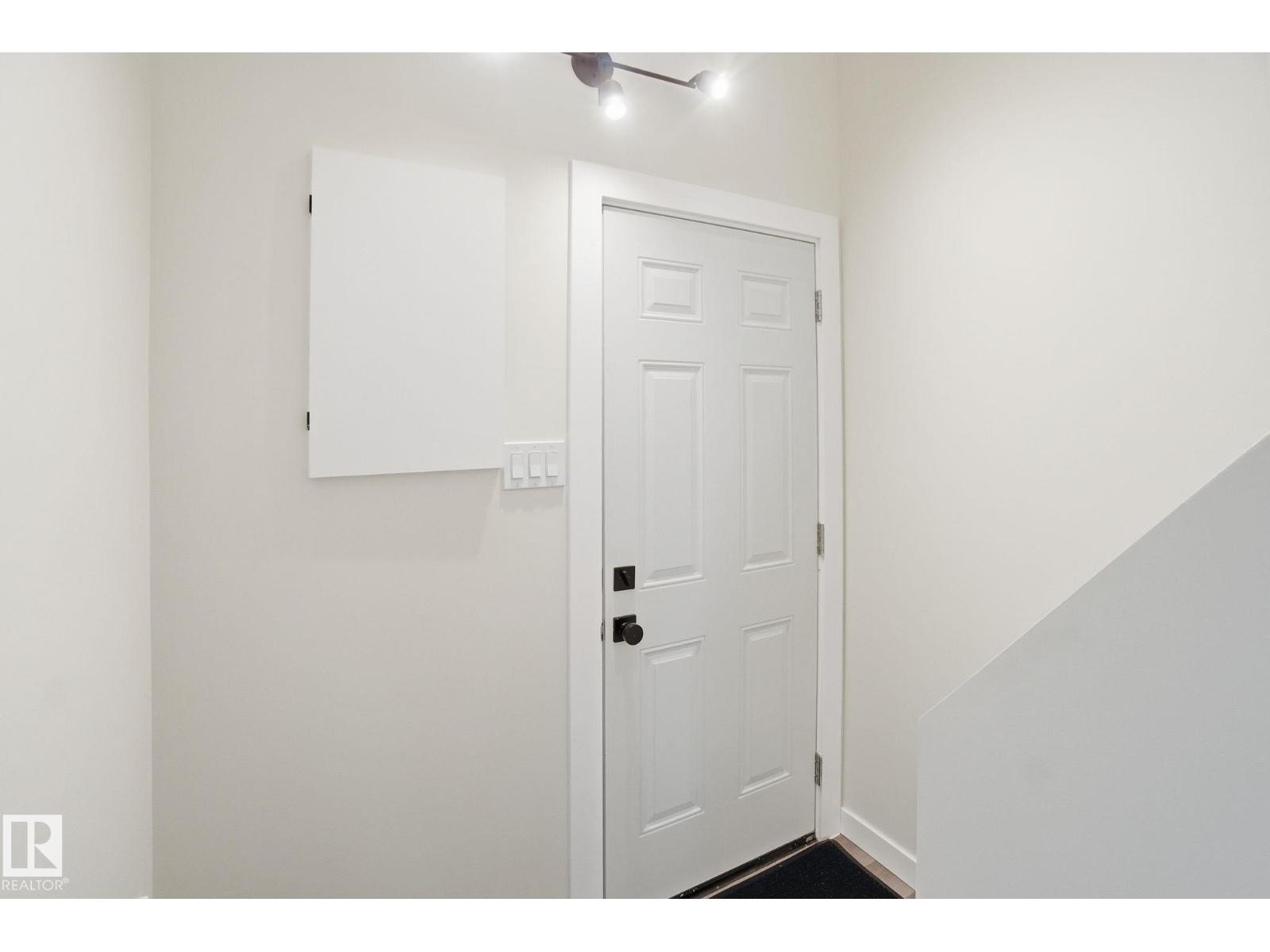 10524 134 Av Nw, Edmonton, Alberta  T5E 1J6 - Photo 38 - E4463154