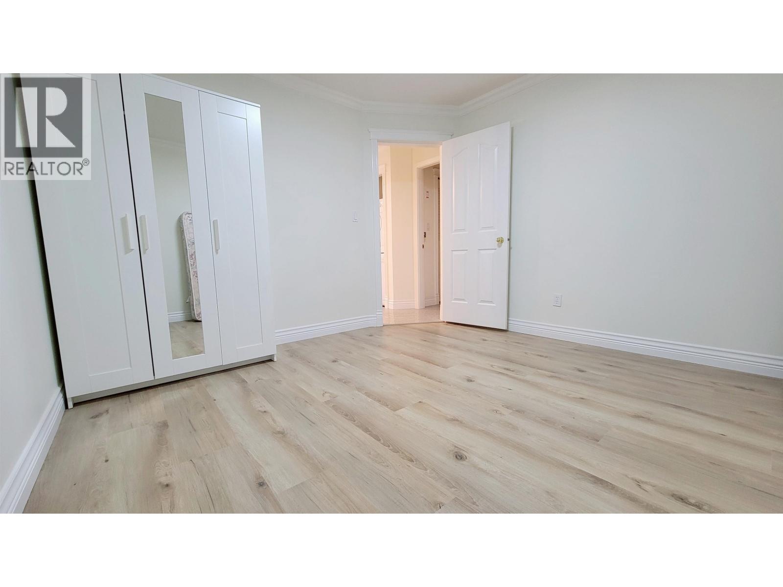 3919 Pine Street, Burnaby, British Columbia  V5G 1Z3 - Photo 33 - R3060145