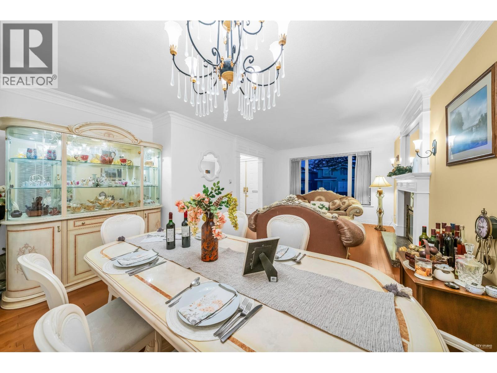 3919 Pine Street, Burnaby, British Columbia  V5G 1Z3 - Photo 11 - R3060145