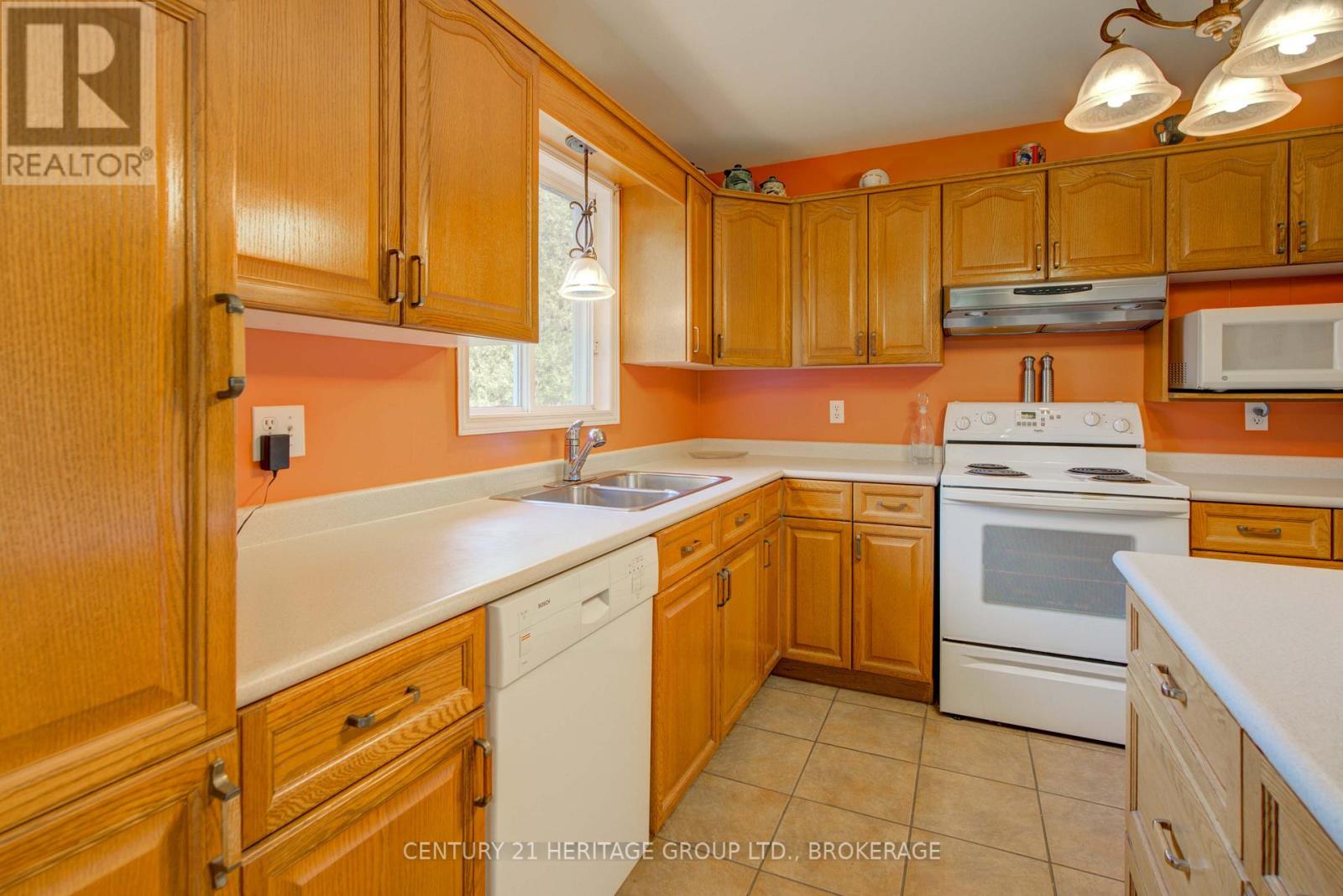 1467 Slab Street, Centre Hastings, Ontario  K0K 3E0 - Photo 23 - X12478871