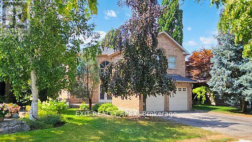 143 Veneto Upper Drive, Vaughan, Ontario  L4L 8X6 - Photo 2 - N12478729