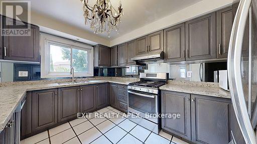 143 Veneto Upper Drive, Vaughan, Ontario  L4L 8X6 - Photo 21 - N12478729