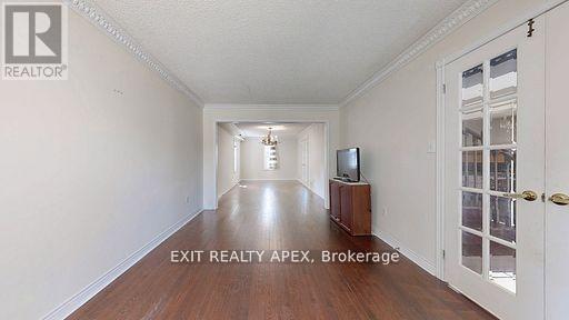 143 Veneto Upper Drive, Vaughan, Ontario  L4L 8X6 - Photo 6 - N12478729