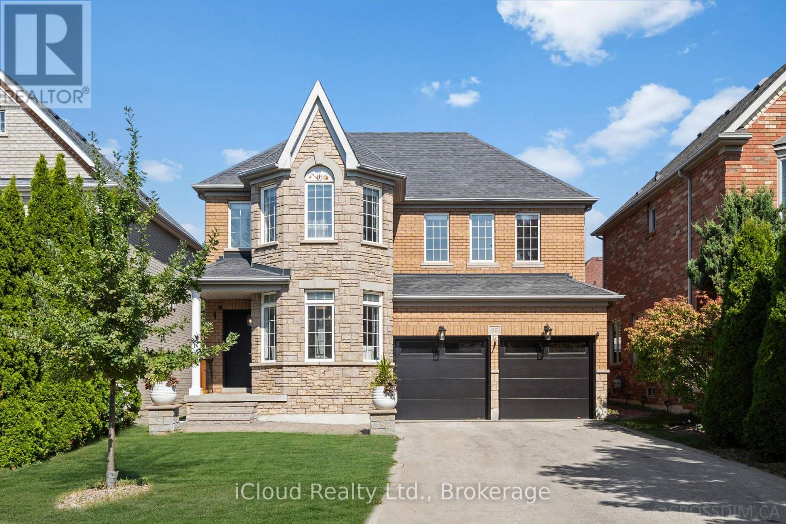 60 TUSCANA BOULEVARD, Vaughan, Ontario