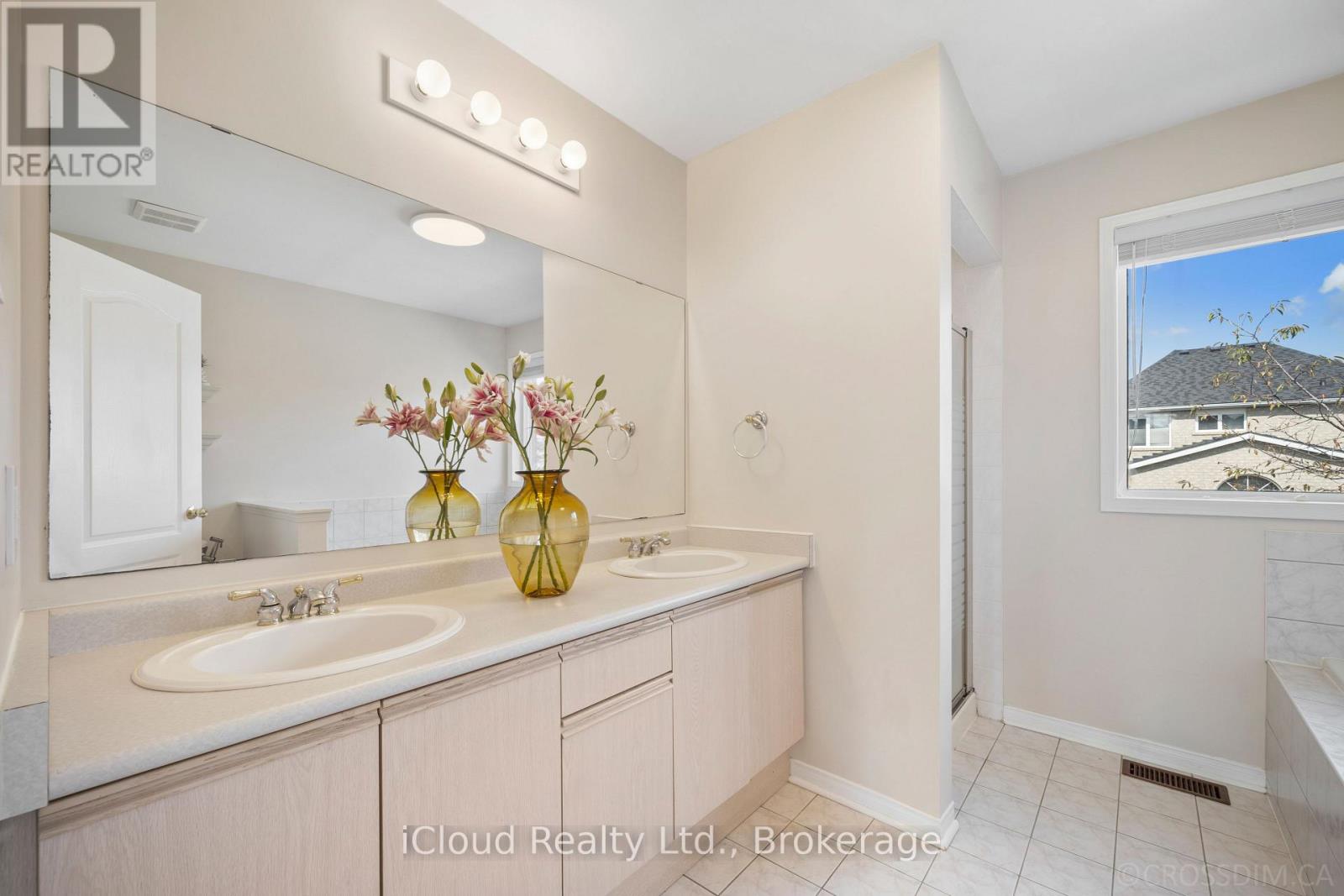 60 Tuscana Boulevard, Vaughan, Ontario  L4K 5J5 - Photo 24 - N12478736